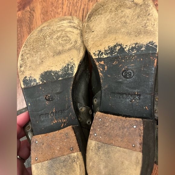 Bronx Linus Studded Tall Harness Leather Riding Boots - Picture 11 of 14